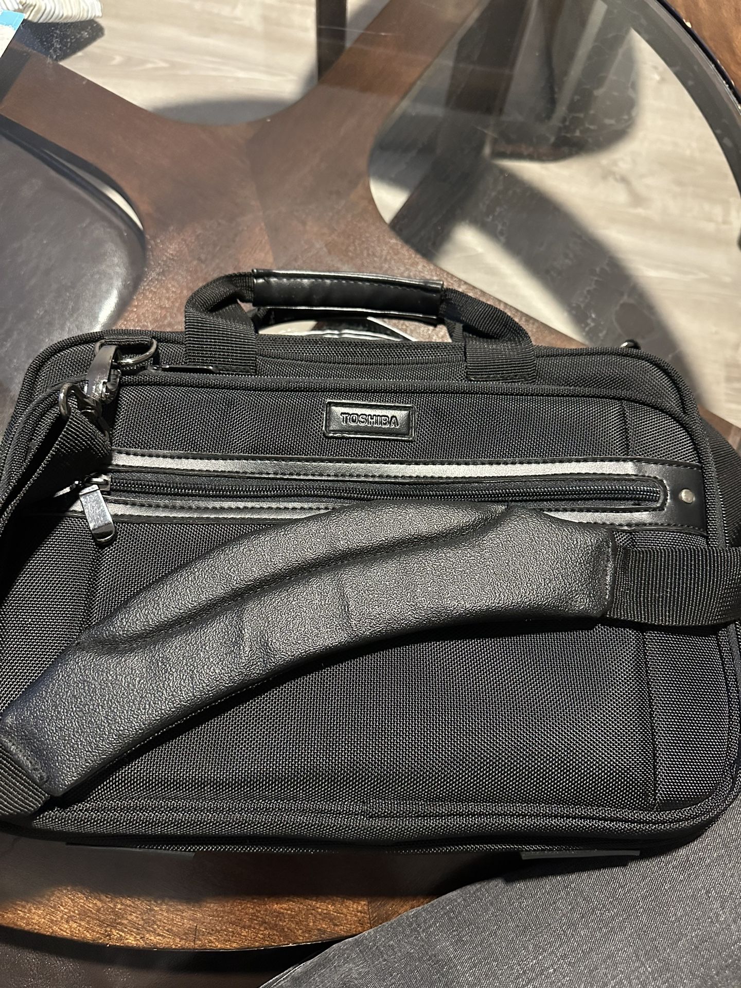 Brand New Unused Toshiba Laptop Carry Work Bag