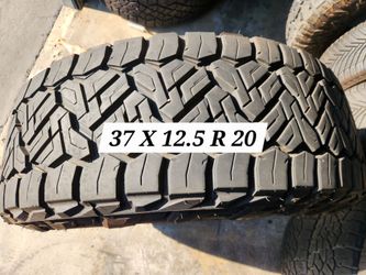 37 X 12.5 R 20 (1) TIRE NITTO