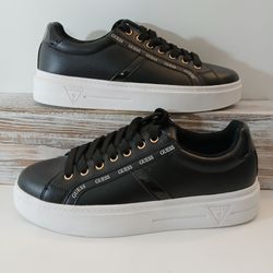 Guess black and white shoes sz 8.5 m