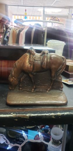 Vintage bronze horse bookend 1
