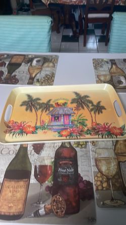 Serving tray