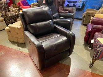 Rocking Power Recliner with USB Port