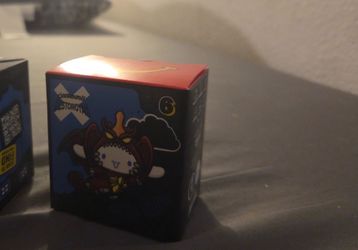 cinnamoroll hello Kitty Godzilla mcdonald’s toy