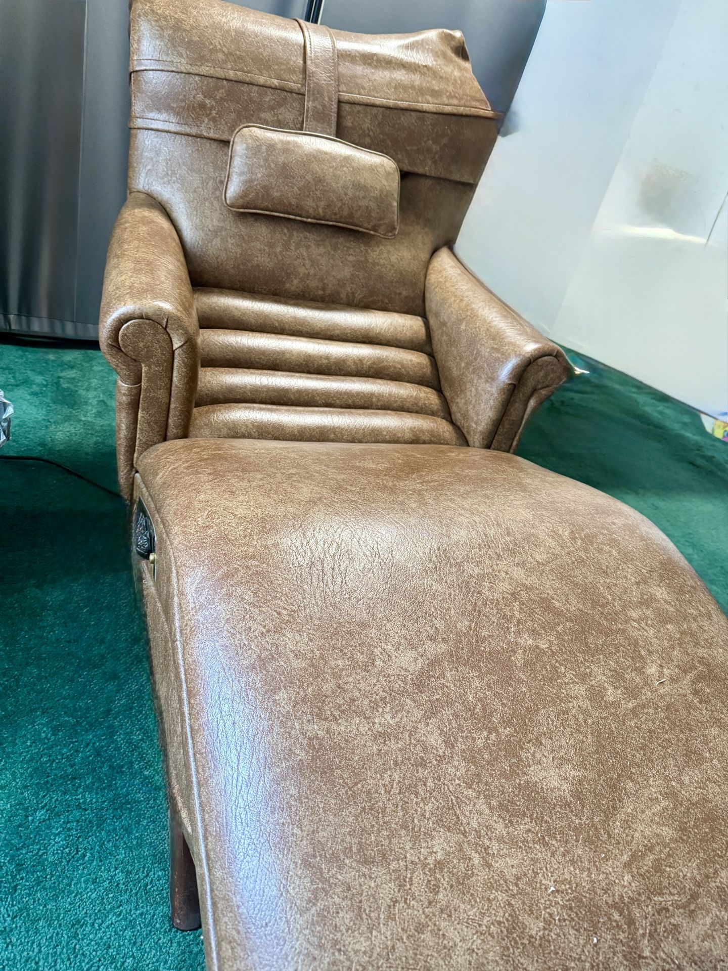 Vintage Mid Century 1950/1960 Contour Reclining Vibrating Chair Lounge Chair
