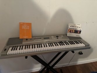 Yamaha electric keyboard