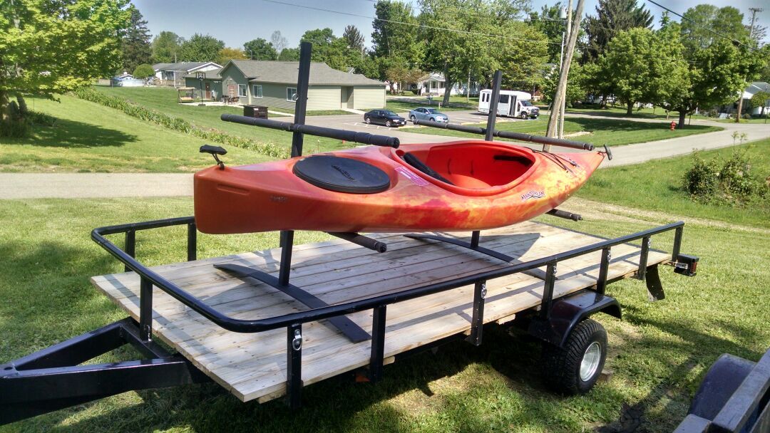 4 place kayak/canoe rack that goes in a utility trailer