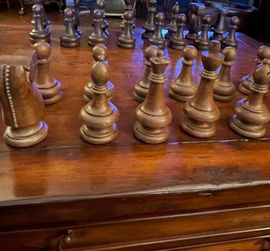 Hand Carved Wood Chess Set with Wooden Chest of 2 Drawers to Hold Chest Pieces Made by Jonathan Charles 5"- 5¾" high. Chest is 22½"W x 17"D x 11¼H