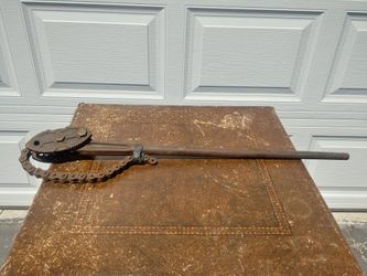 Vulcan no. 23 Williams chain pipe wrench