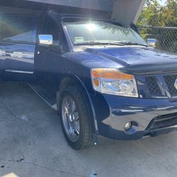 2012 Nissan Armada