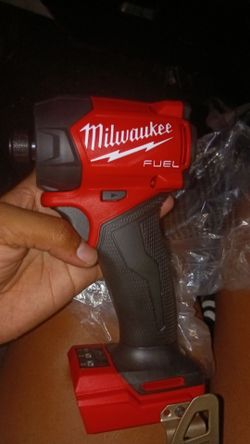 Milwaukee surge hex hydraulic driver