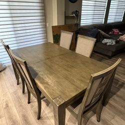 Table, Chairs, Breakfast Bar