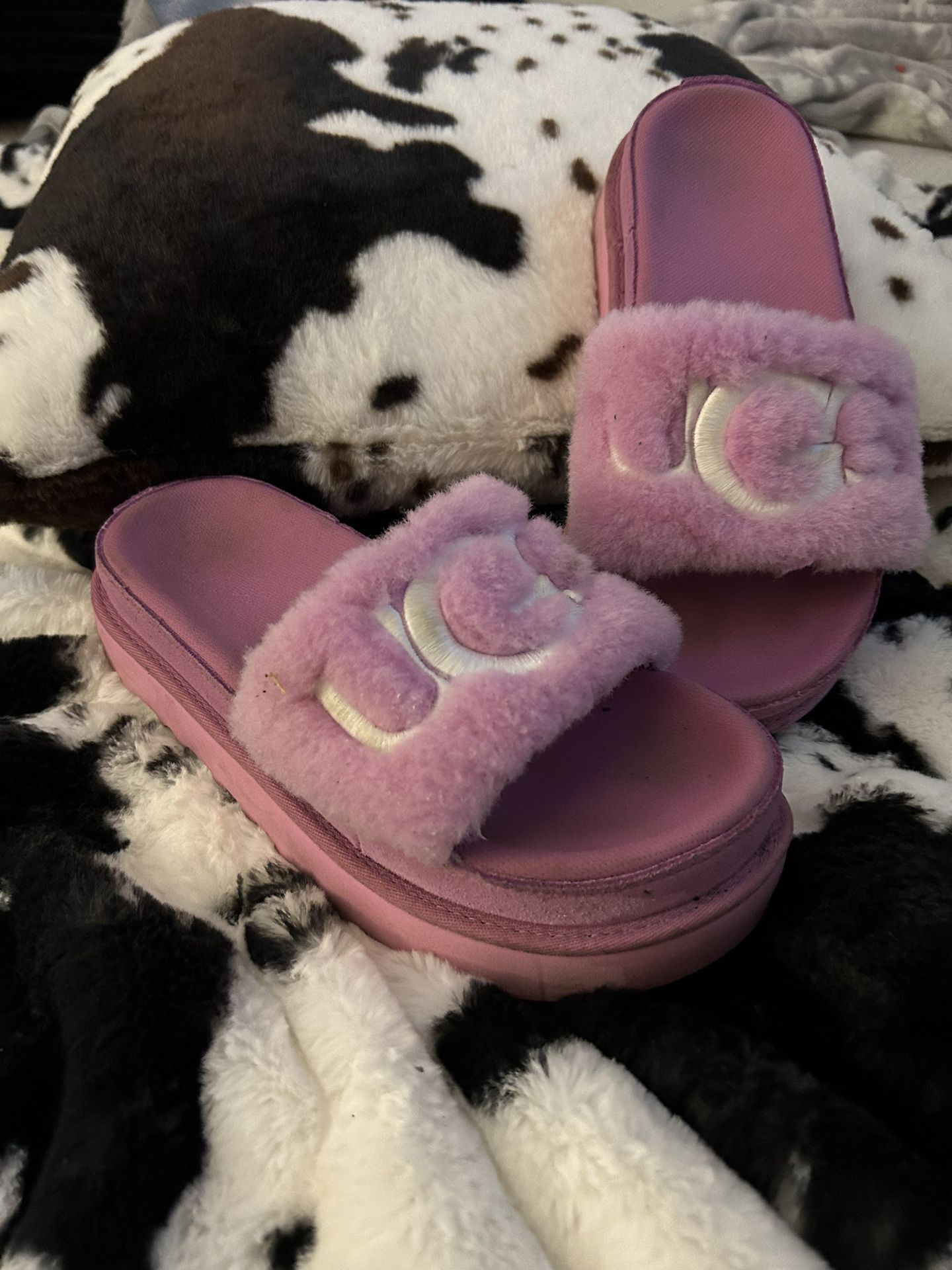 Women’s Ugg Slides