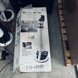 Samsung Cordless Vacuum Set + Free Spare vacuum