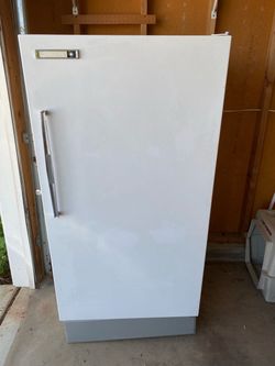 Deep freezer