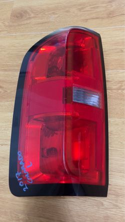 2017 Chevy Colorado Driver Side LH Tail Light Assembly - OEM Style - US Auto