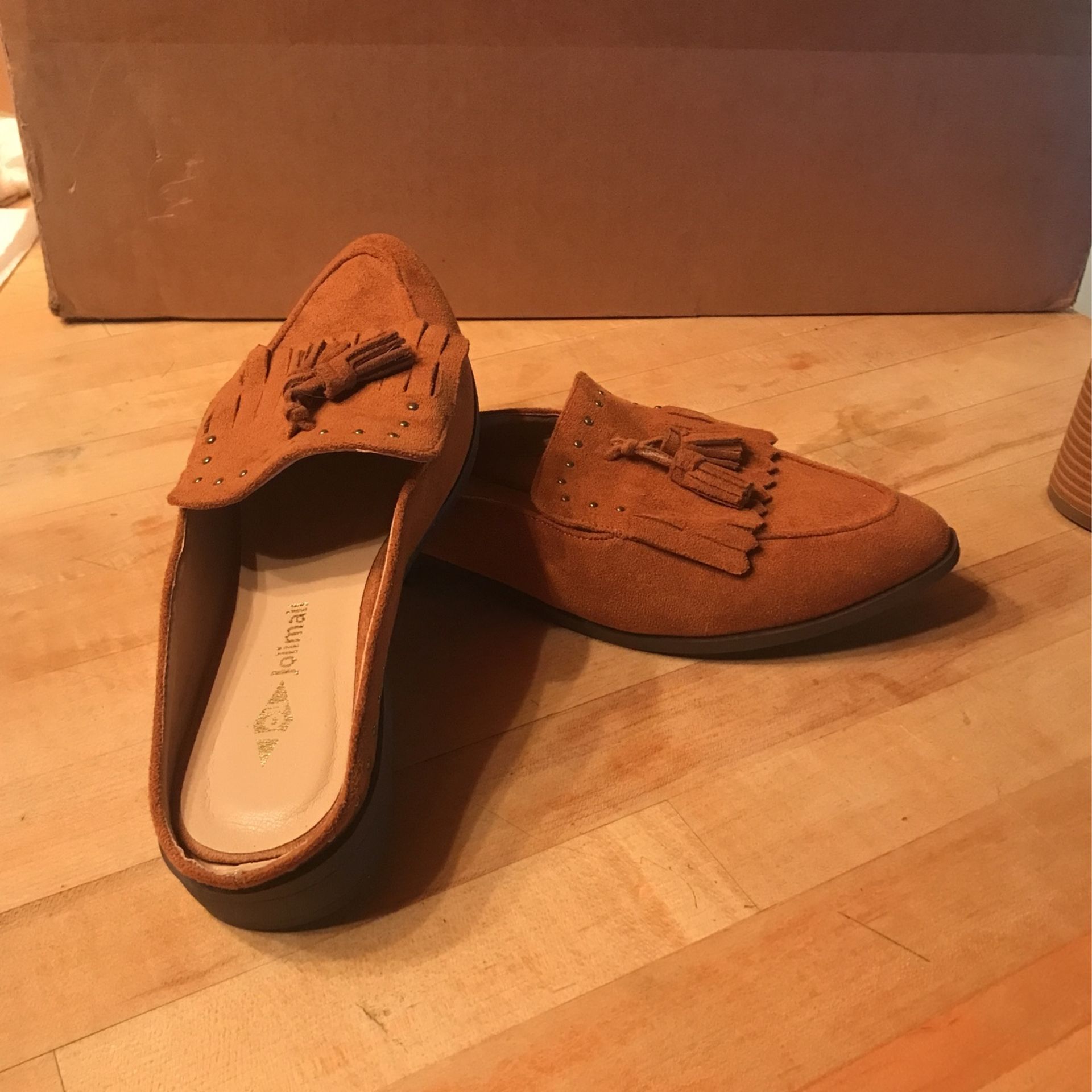 Size 6 Brown Suede Slides