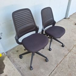 Sreelcase Serie 5 Task Chairs
