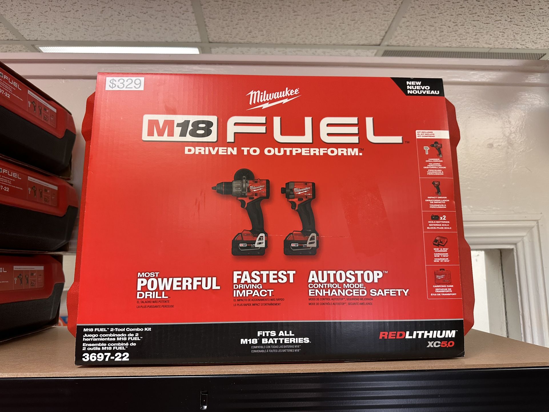 Milwaukee M18 Fuel 2 tool Combo Kit Hammer Drill And Impact Driver