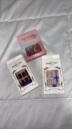 Press on nails
