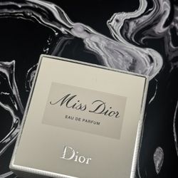 Miss Dior Perfume 