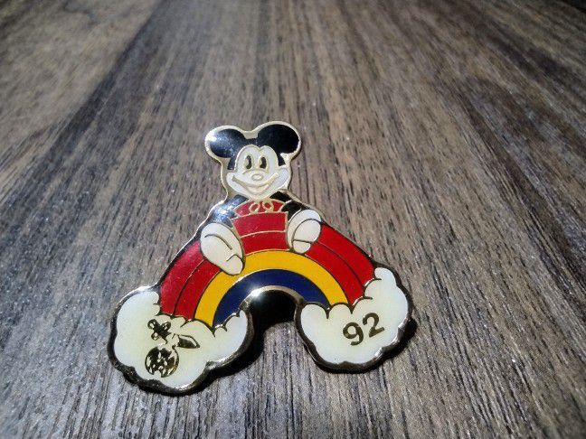 Vintage Mickey Mouse Disney Rainbow Pin