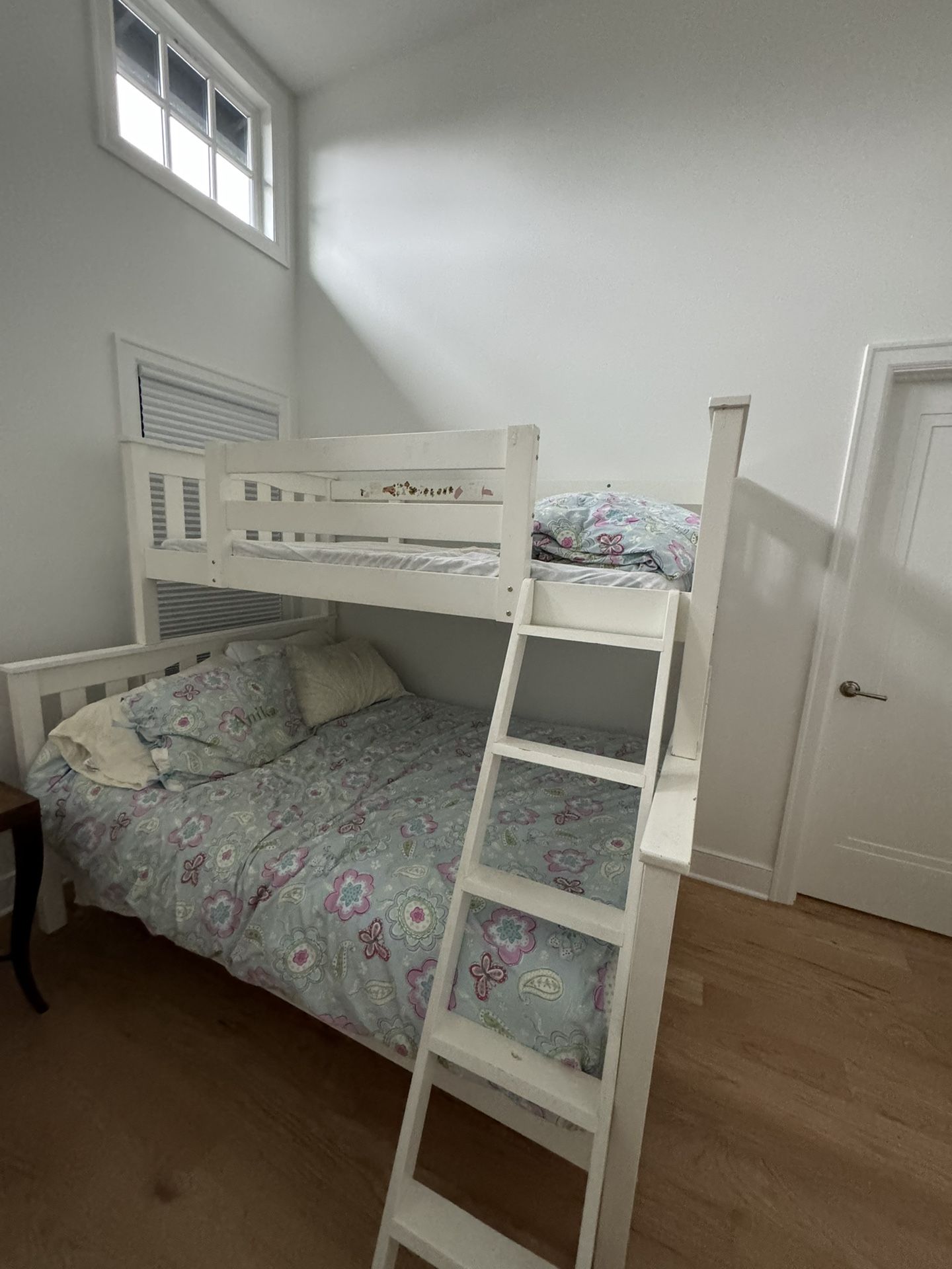 twin/full bunk bed