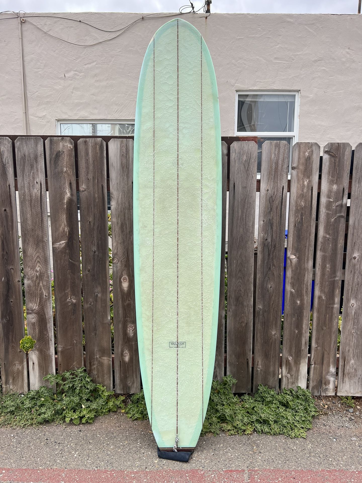 Mitsven 9’0 Surfboard 