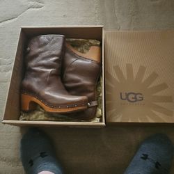 UGG Women Boots
