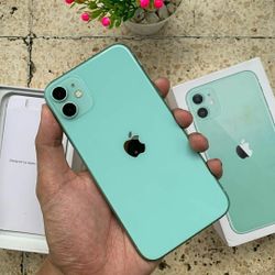 iPhone 11 64GB Unlocked 