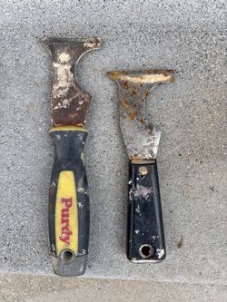 Two 5-in-1 Painters Multi-Tools