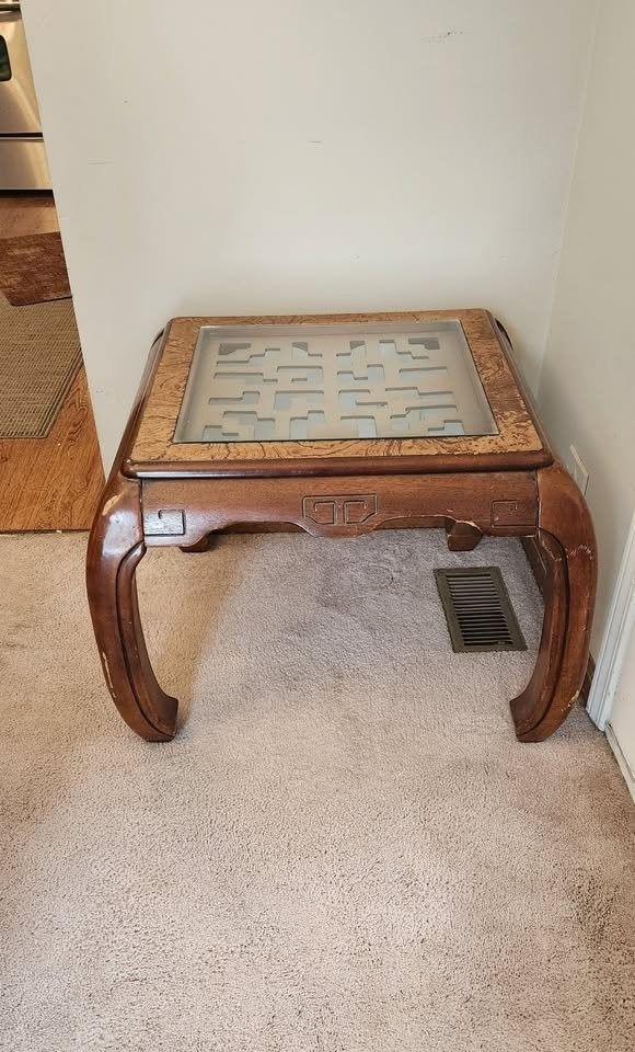 Vintage Asian Style Lattice Top with Glass and Carved Wood Ming Apron and Leg End Side Table 21" H