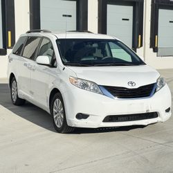 2013 Toyota Sienna
