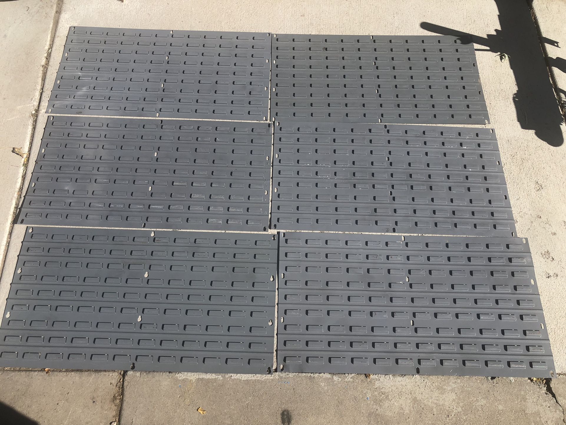 6 Wall Mount Racks For Storage Bins 