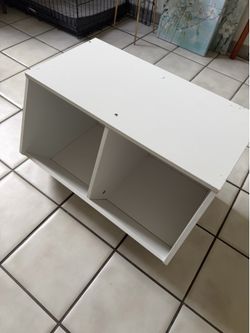 Toy storage bin