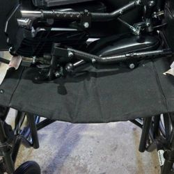 Tengo Esta Silla de Ruedas Para Aduto Ho Niño