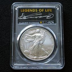 2022 Vladimir Guerrero autographed Silver Eagle 1 oz fine .999 pure silver PCGS graded MS70 $1 coin