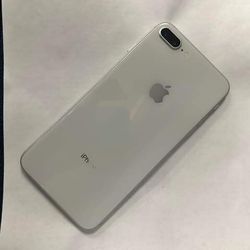 Factory Unlocked iphone 8 plus , sold with store warranty 
