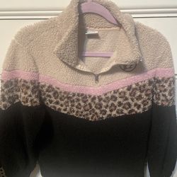 Buccees Fleece Pullover