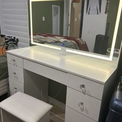 Vanity Desk With  LED Mirror