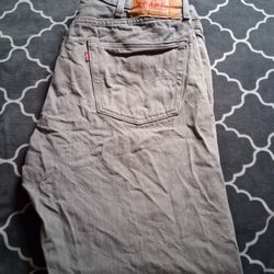 Gray Mend Levi's Size 40