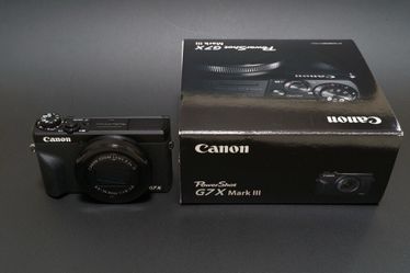 Canon PowerShot G7 X Mark III Digital Camera (Black)