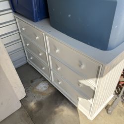 White 6 Drawer Dresser Real Good Shape