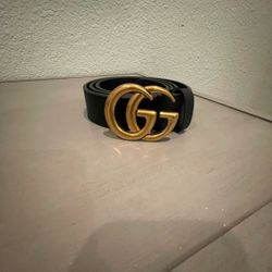 Black Gucci Belt 