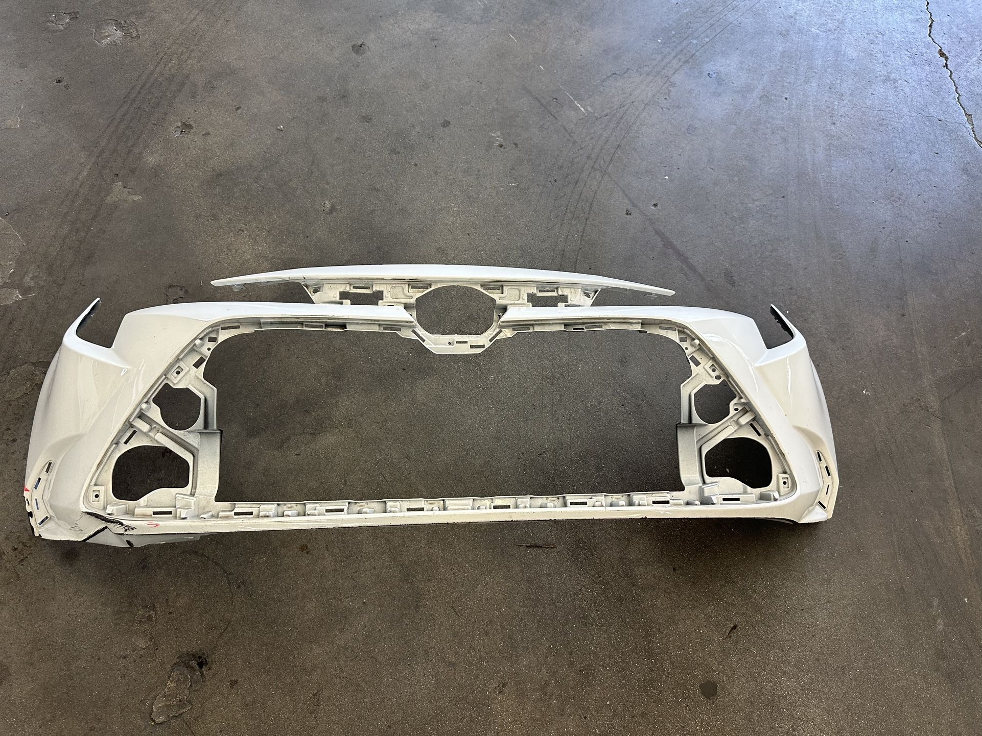 2023-2025 Toyota Corolla OEM Front Bumper Cover