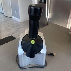 Ice Cream Maker