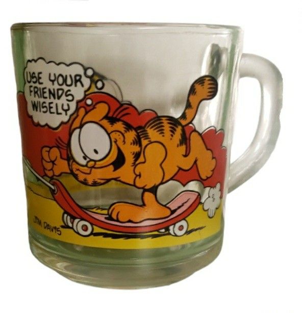 Vintage Garfield And Odie McDonald's glass coffee 1978
