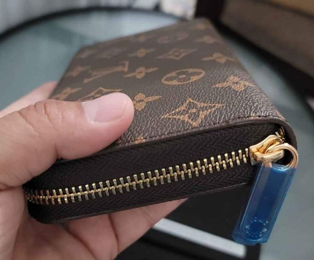 Zipper Wallet 