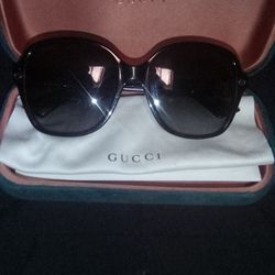 Gucci Black Womens Sunglasses!! Great Deal!! 