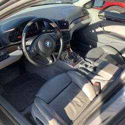2000 BMW 323i