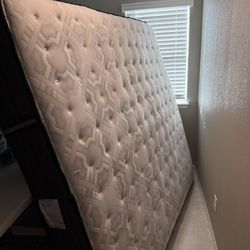 Sealy King Mattress Response Premium